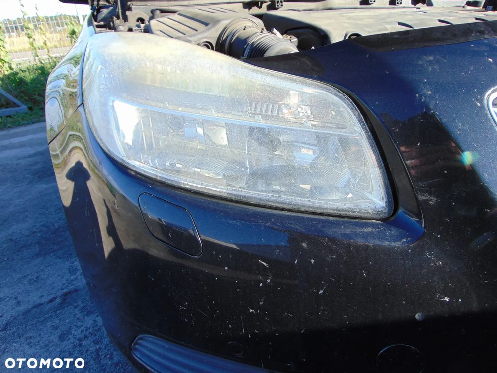LAMPA PRAWA PRZÓD OPEL INSIGNIA A EUROPA