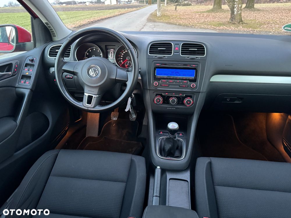 Volkswagen Golf 1.2 TSI Team - 16