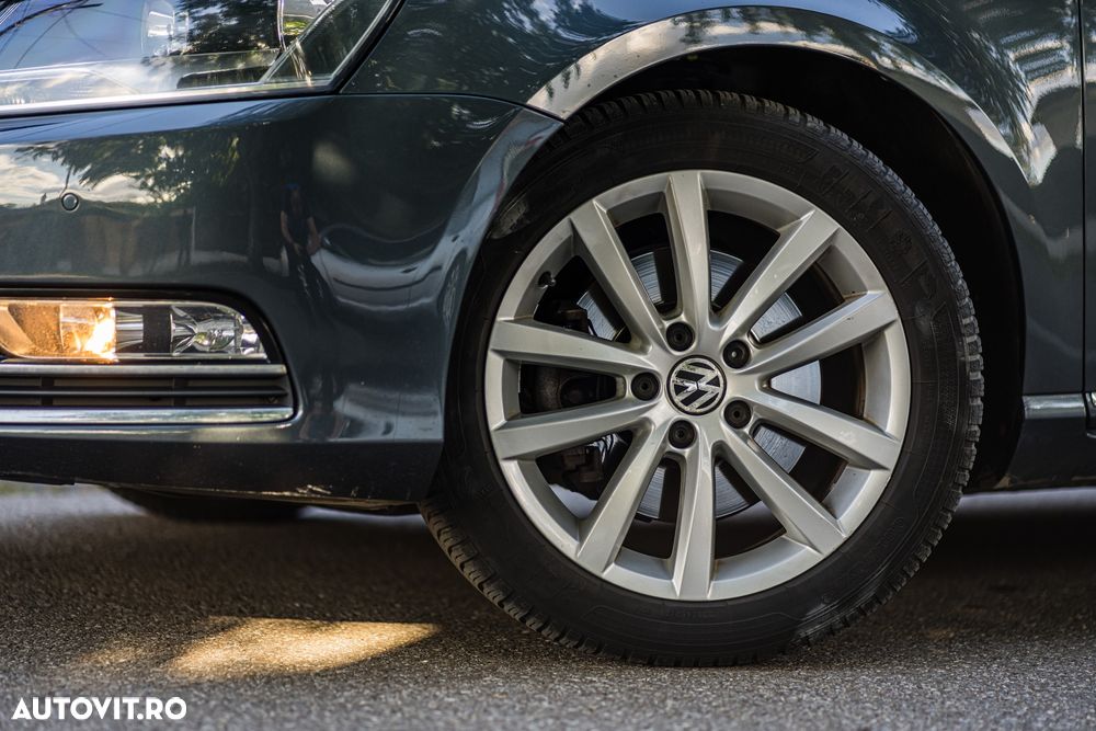 Volkswagen Passat - 23