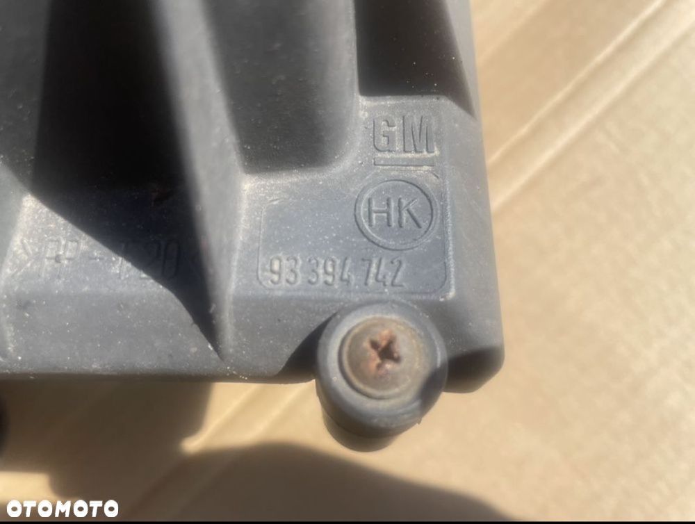 93394742 obudowa filtra powietrza Opel meriva a - 3