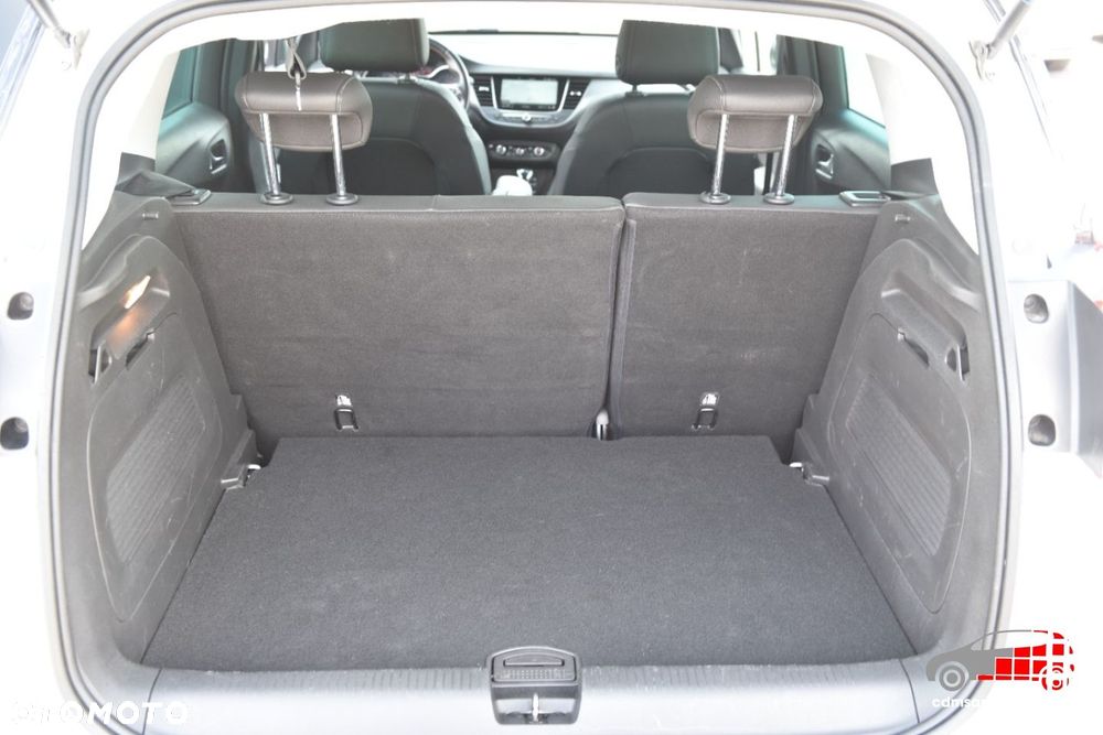 Opel Crossland X - 19