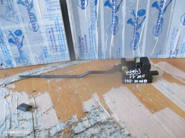 Fecho 67116930764 BMW E91 SW 2011 Combustivel 2 PINOS BMW E90 FASE 1 2005 320D 163CV 4P CINZA Combustivel 2 PINOS - 5