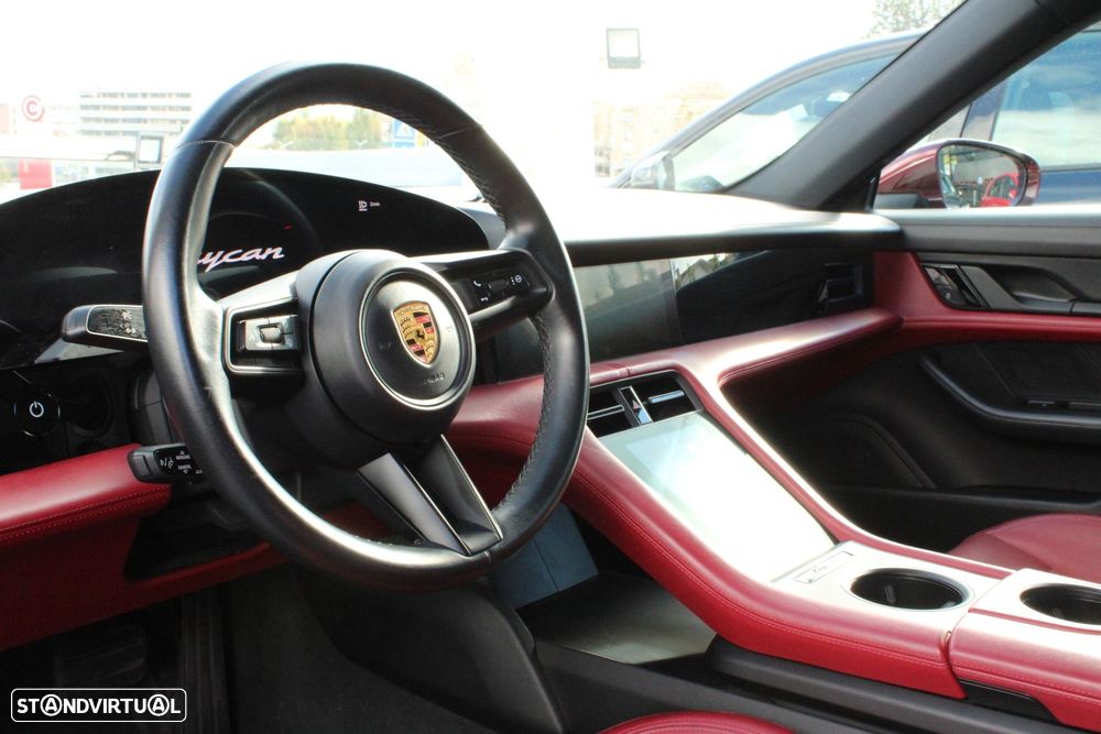 Porsche Taycan 4S - 21