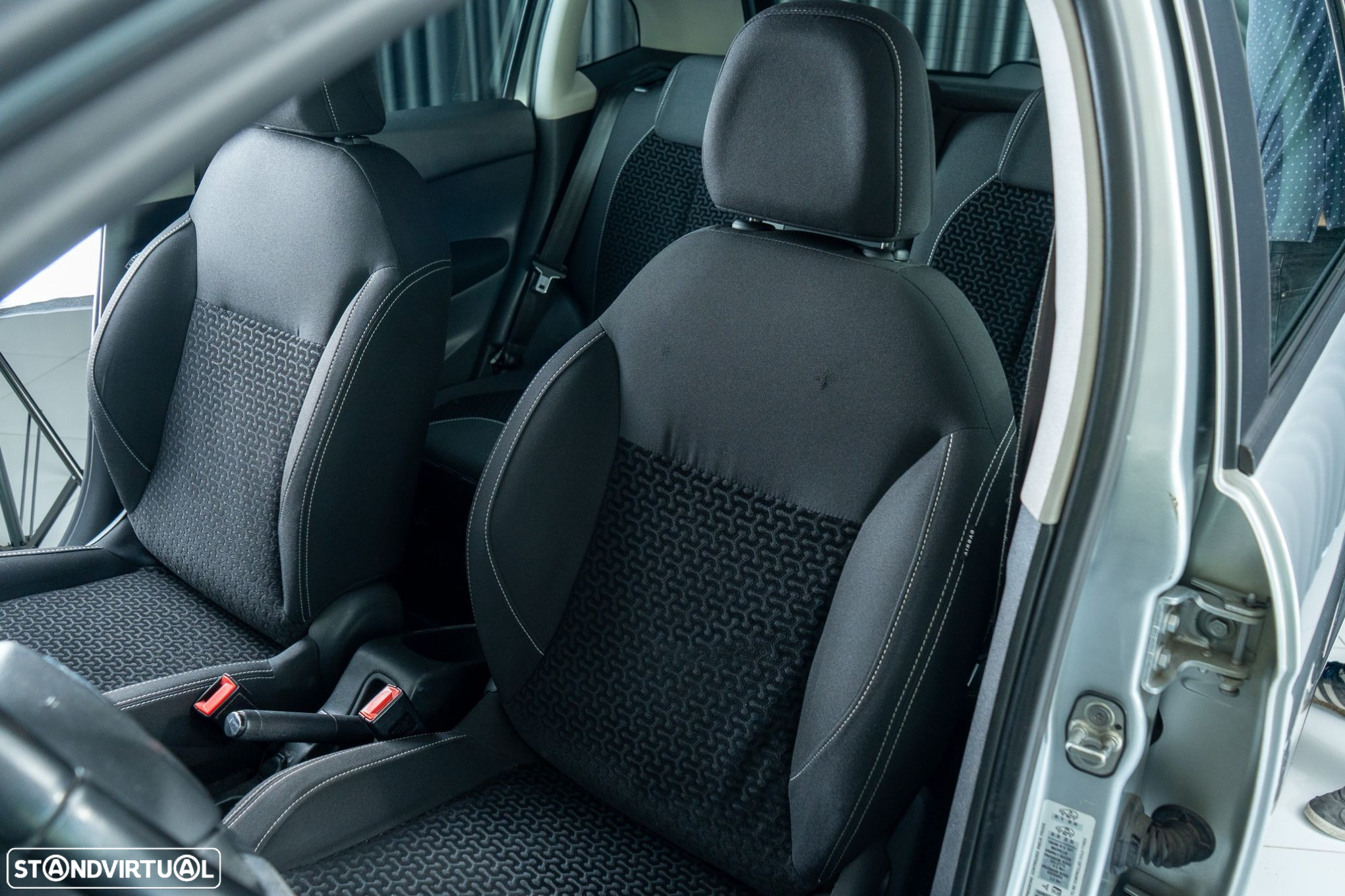 Citroën C3 HDi FAP Attraction - 8