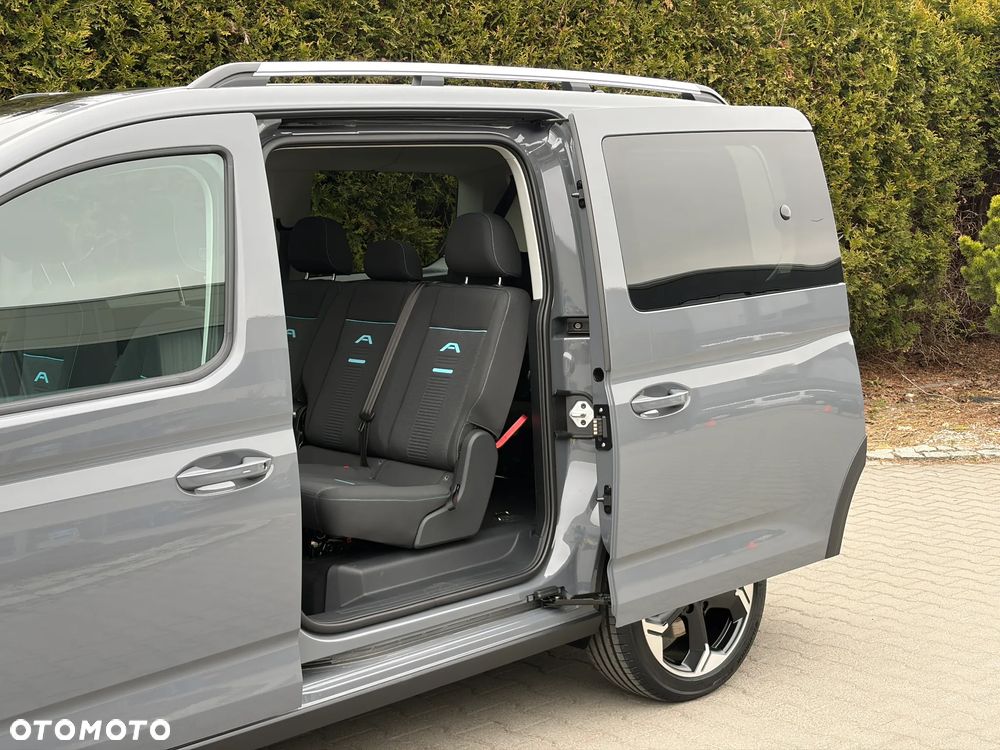 Ford Tourneo Connect 2.0 EcoBlue Active - 4