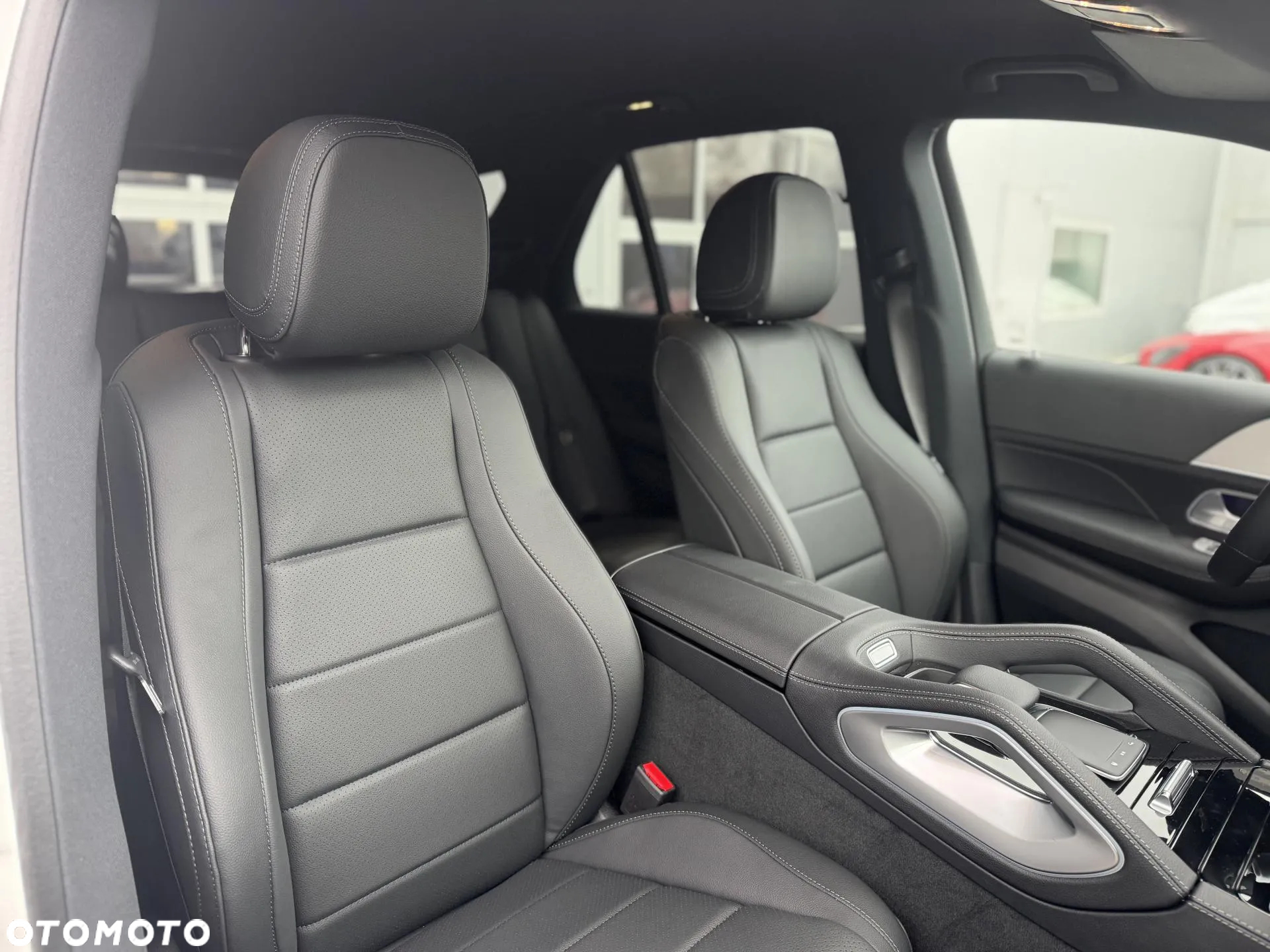 Mercedes-Benz GLE 300 d 4Matic 9G-TRONIC Advanced - 12