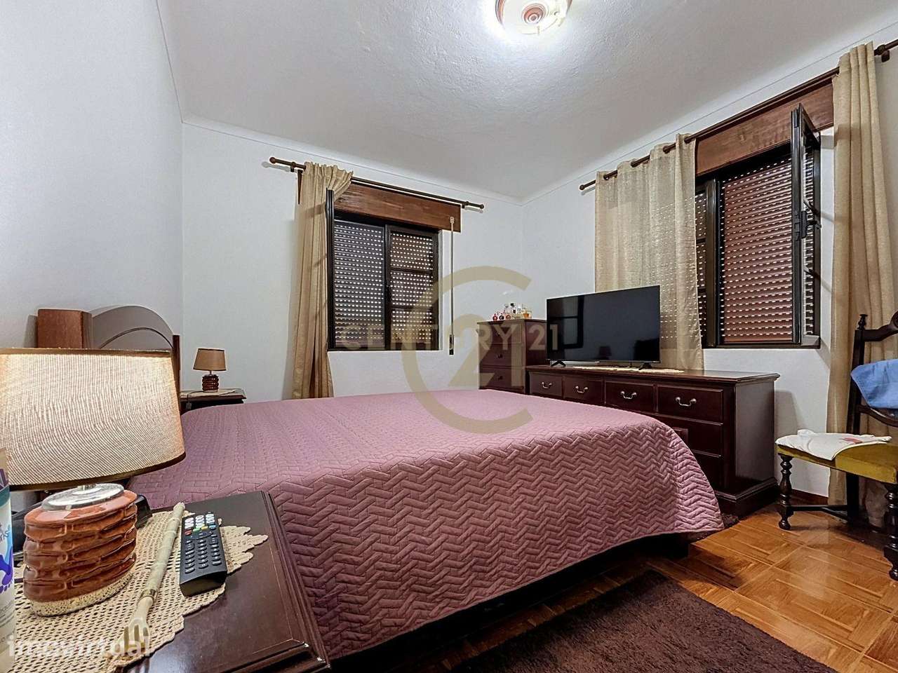 Moradia T6 com Potencial de Rendimento no 2.º Piso - Grande imagem: 5/15