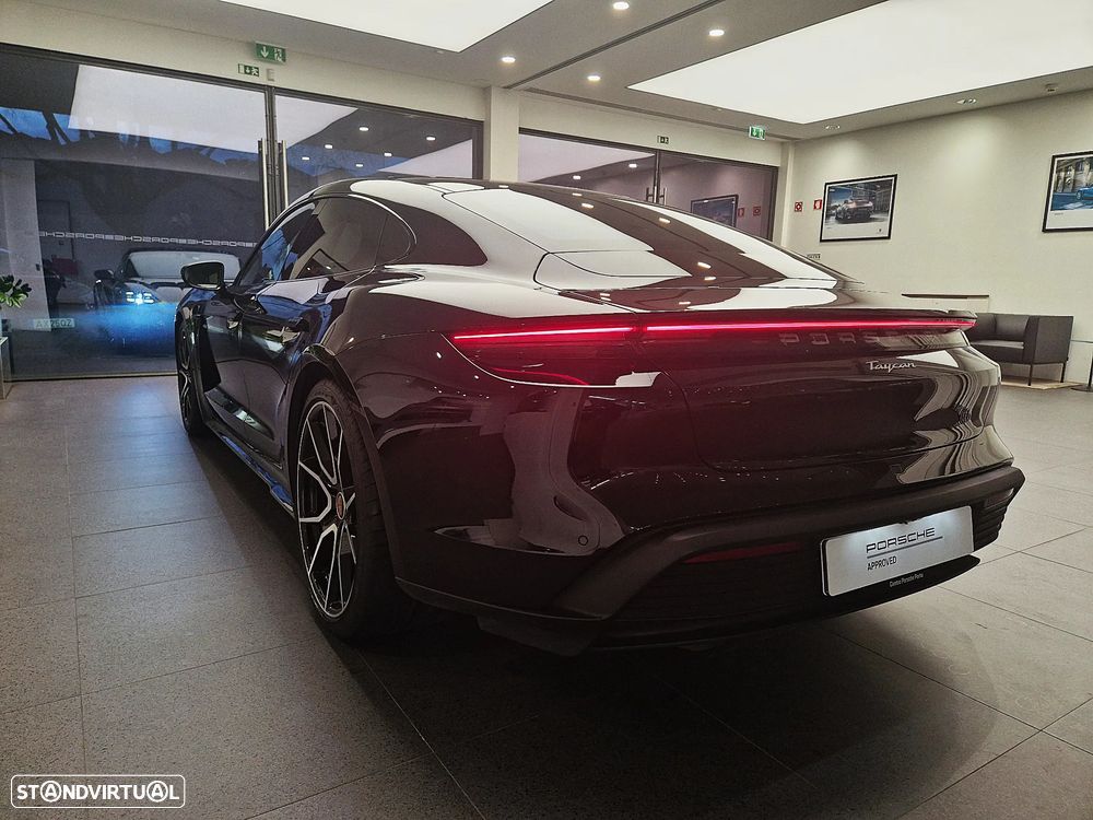 Porsche Taycan Standard - 3