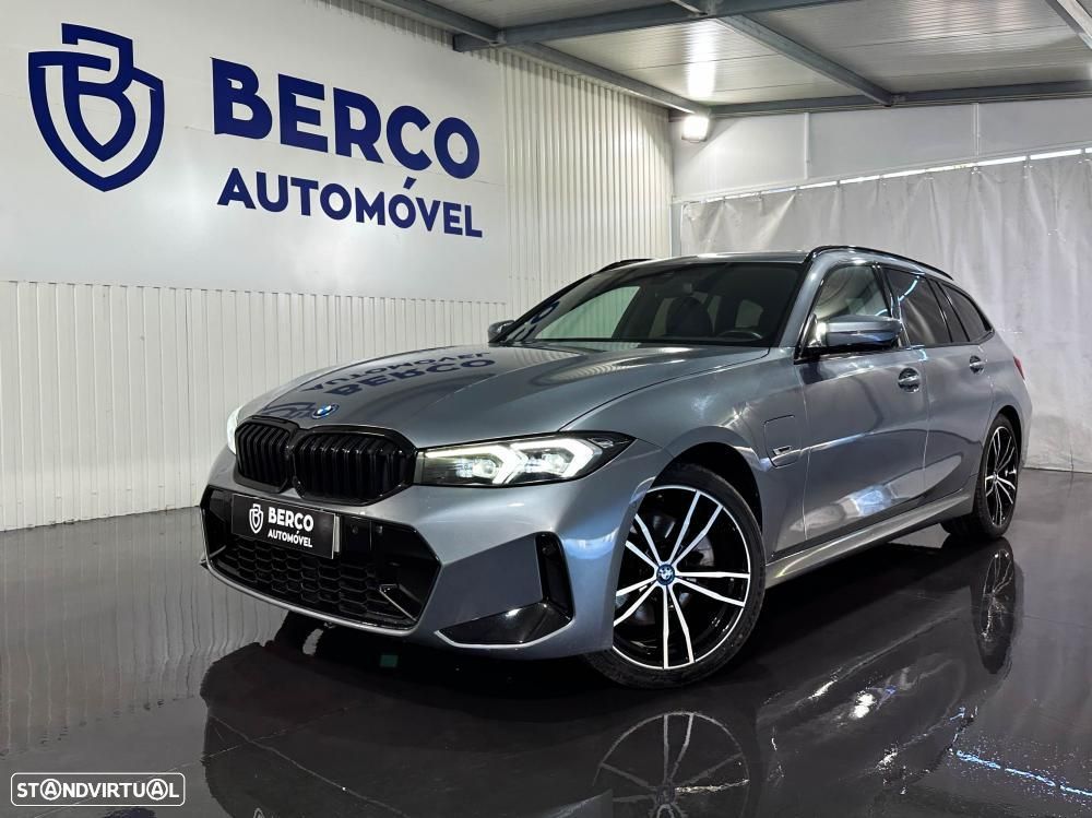 BMW 330 e Pack 50 anos M Auto - 2