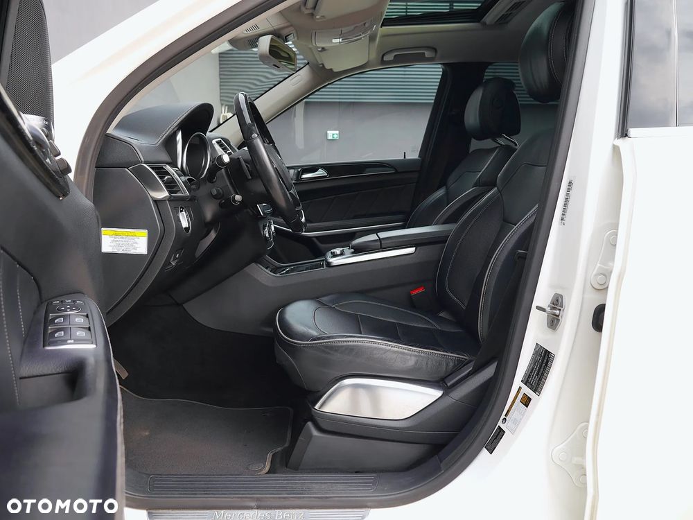 Mercedes-Benz GL 500 4-Matic - 9