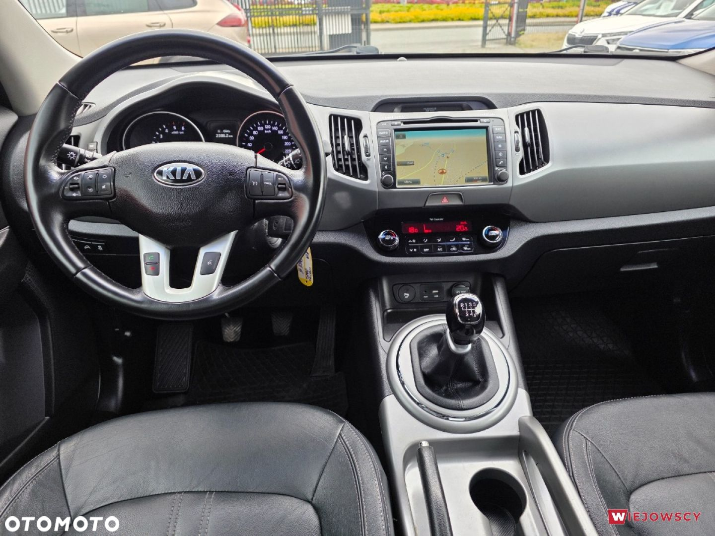 Kia Sportage - 16