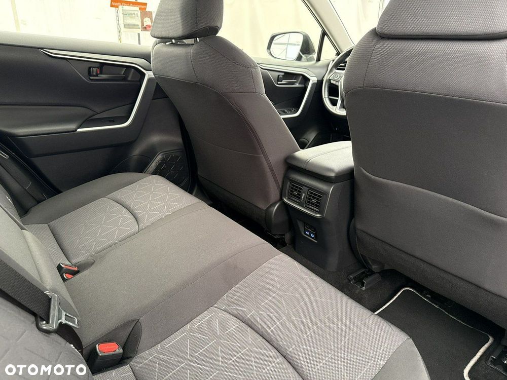 Toyota RAV4 - 22