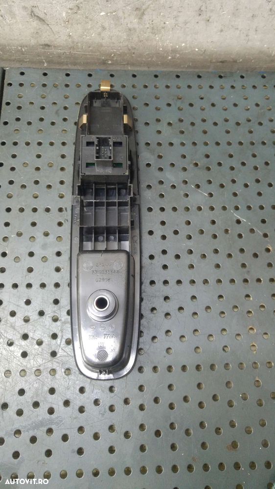 Butoane geamuri stanga fata lancia ypsilon 846 735531344 - 2