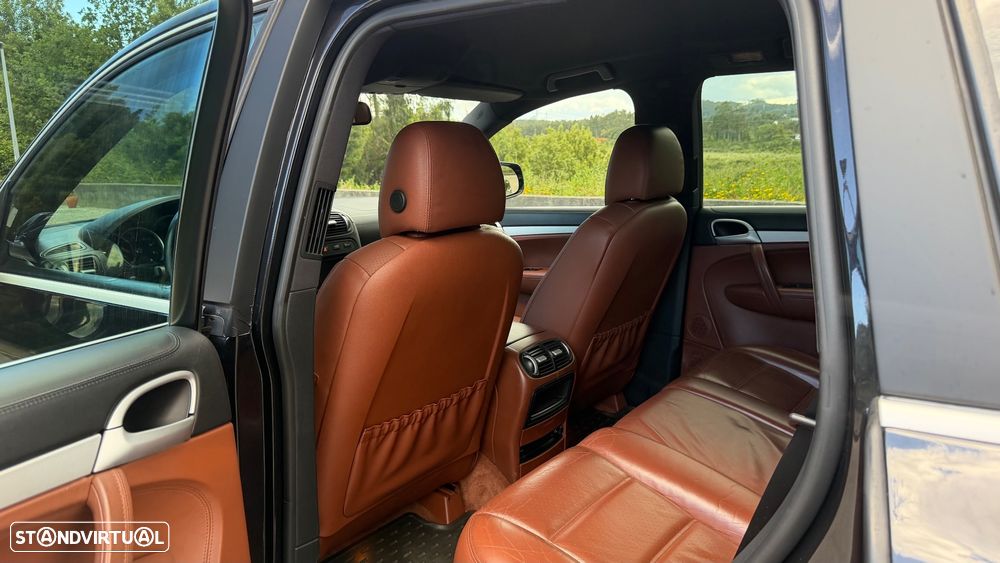 Porsche Cayenne S Tiptronic - 31
