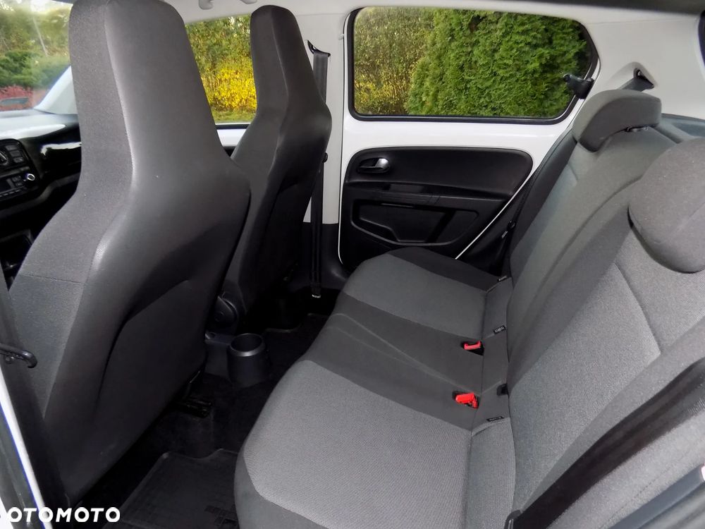Volkswagen up! - 14