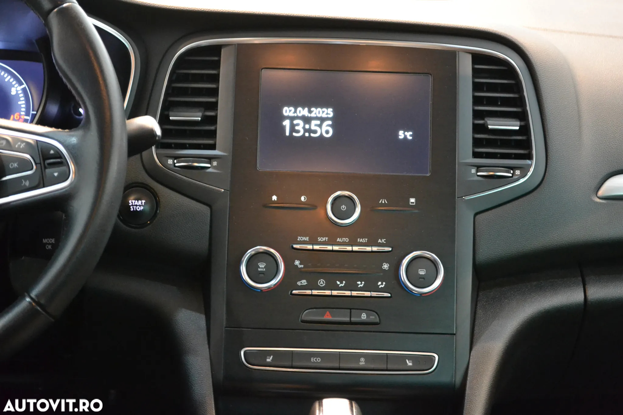 Renault Megane TCe GPF EDC Intens - 10