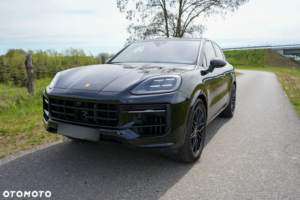 Porsche Cayenne - 1