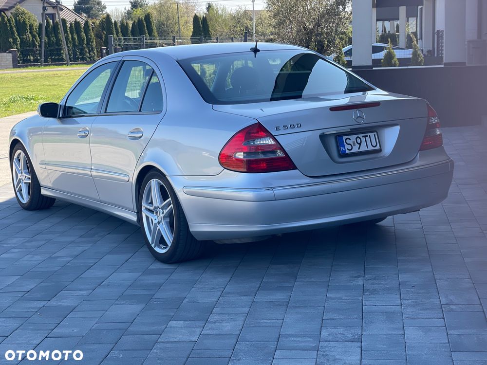 Mercedes-Benz Klasa E 500 Avantgarde Sport Edition - 8