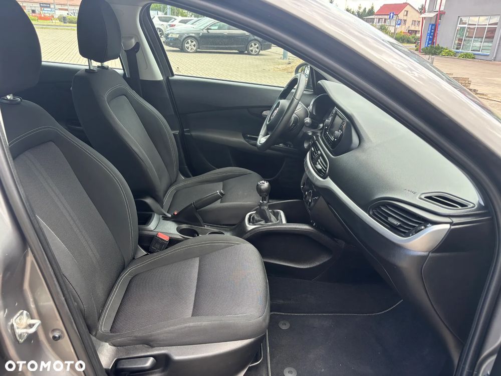 Fiat Tipo 1.4 16V More - 27