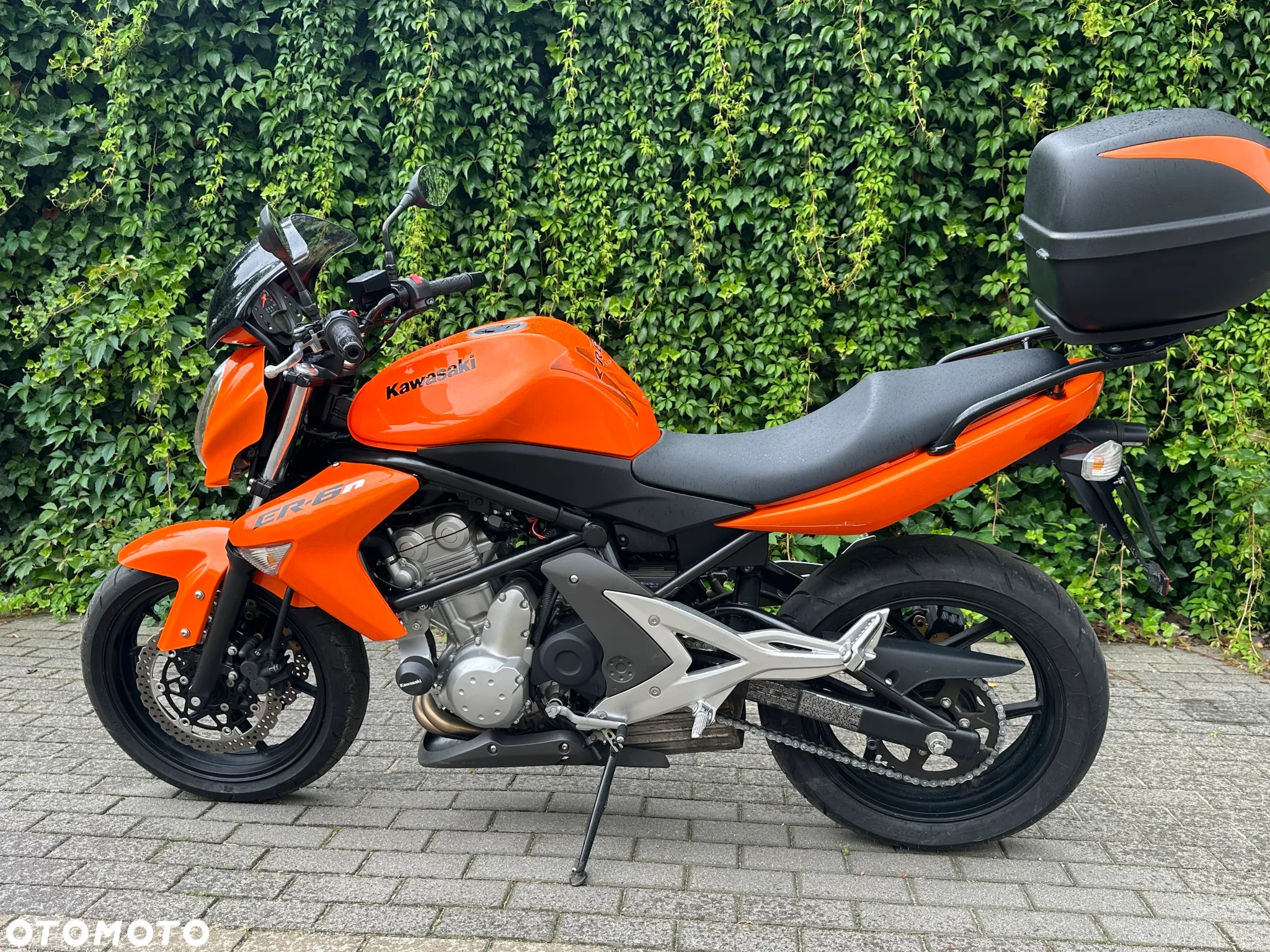 Kawasaki ER - 11