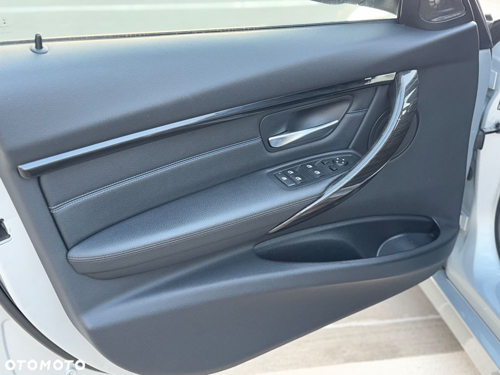BMW Seria 3 - 22