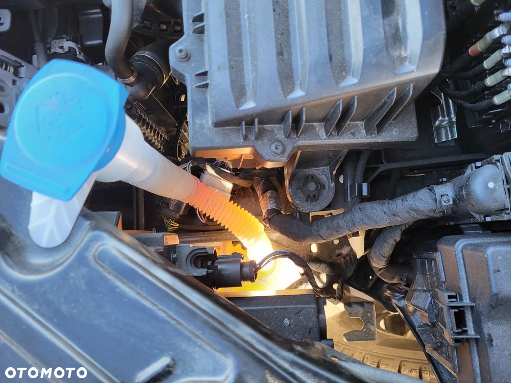 Volkswagen Tiguan - 27