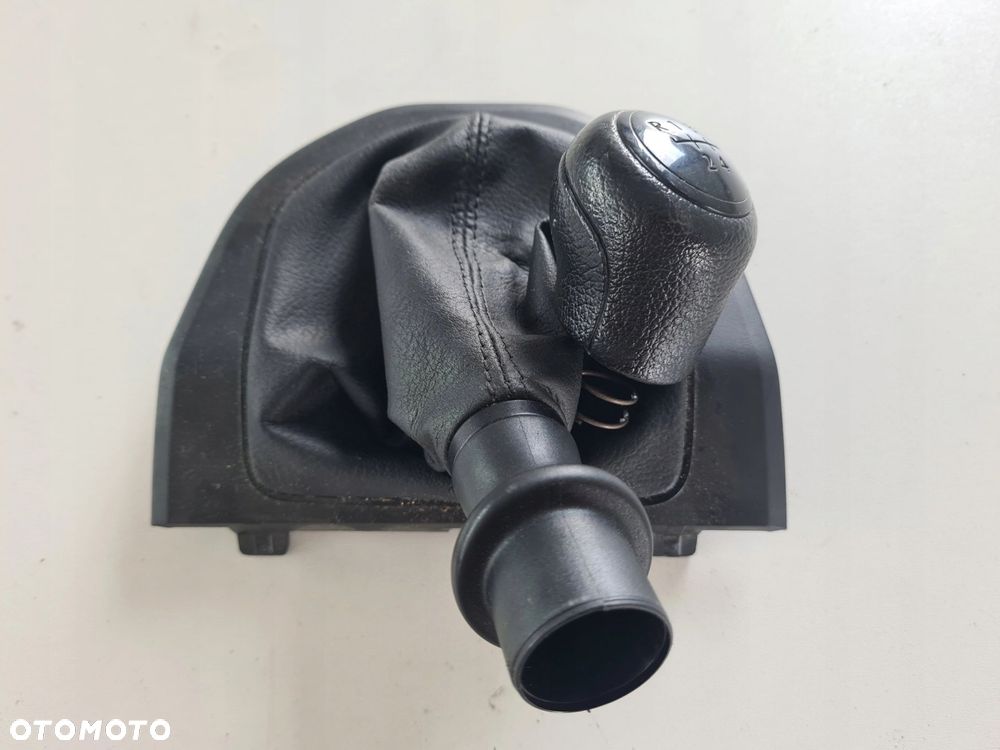 VW T6 mieszek gałka zmiany biegów 7E1858197A - 1