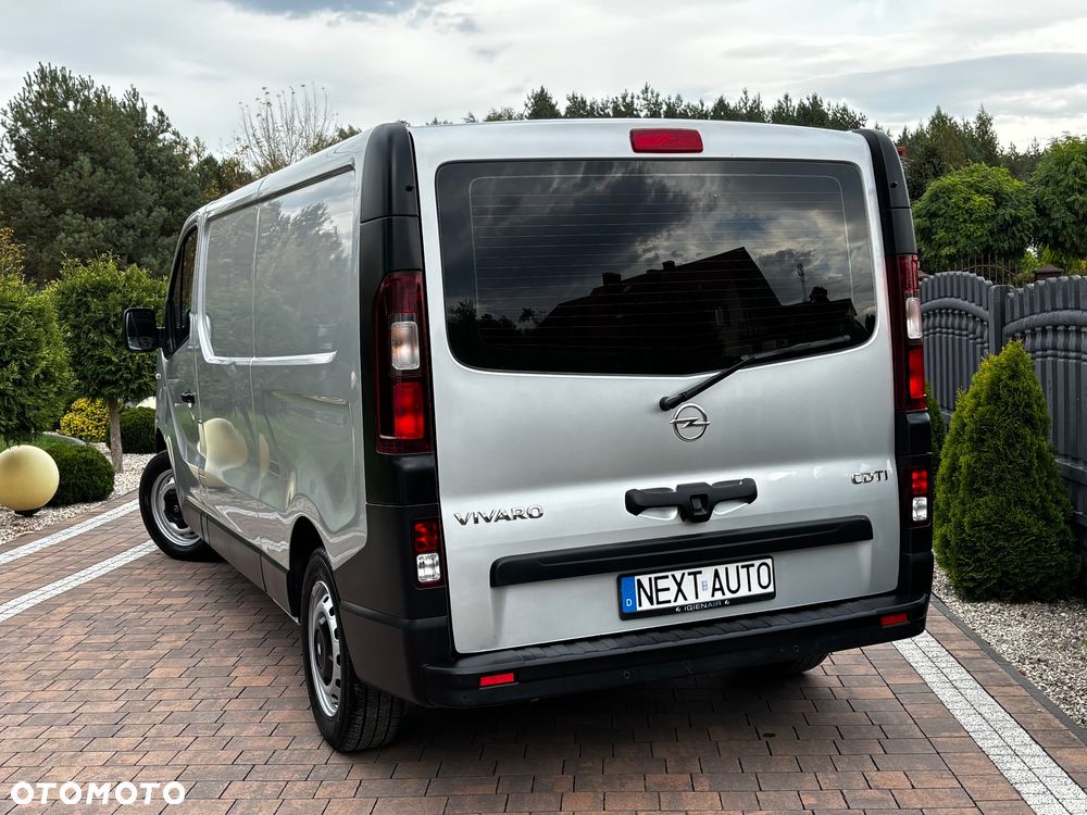 Opel Vivaro - 12