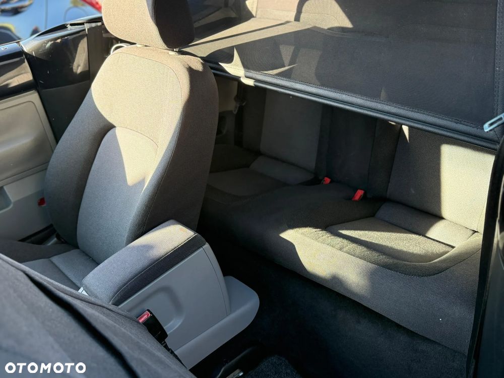 Volkswagen New Beetle 2.0 - 31