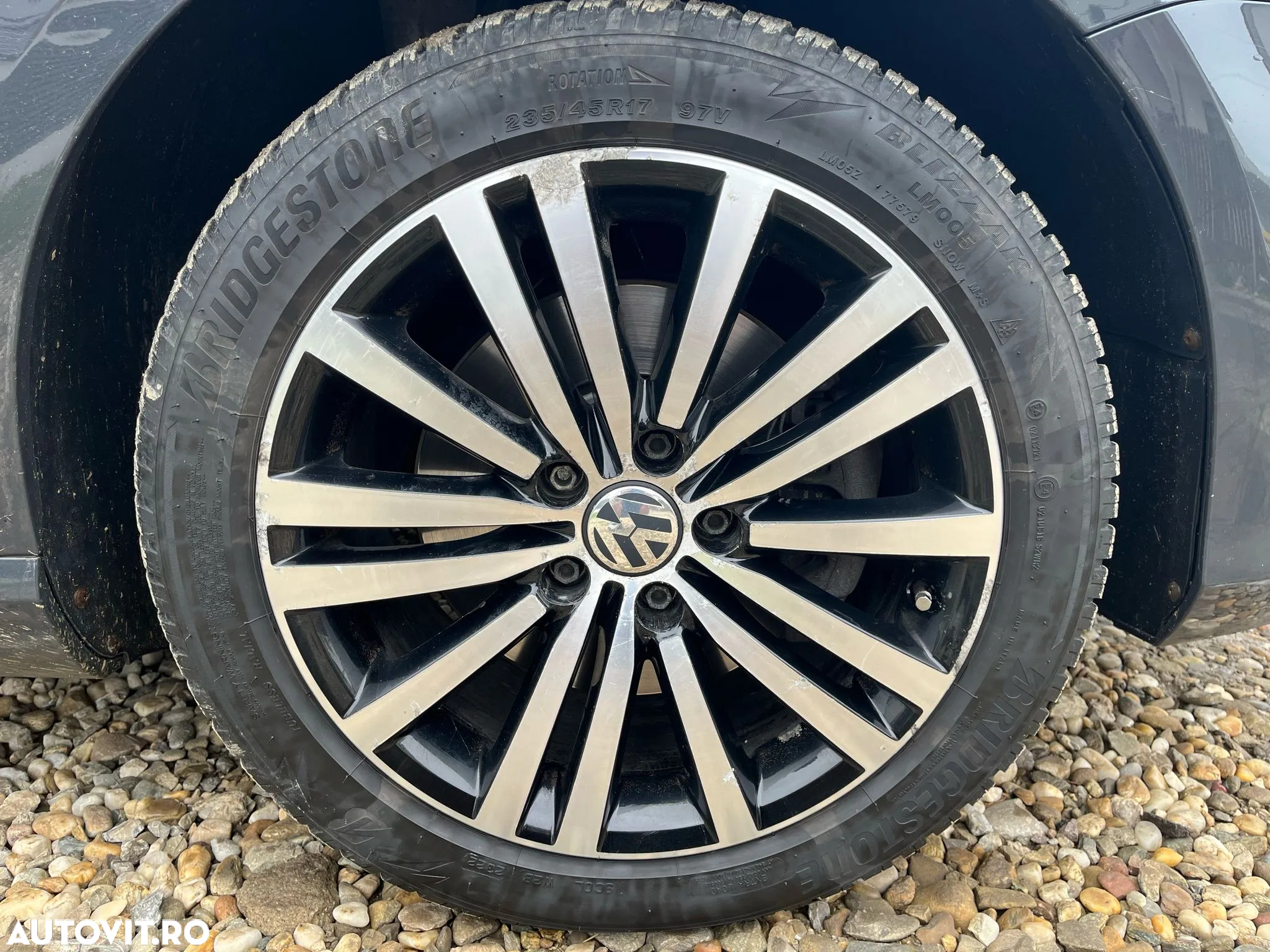 Volkswagen Passat Variant 2.0 TDI BlueMotion Technology Highline - 5