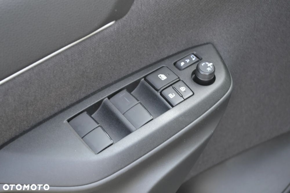 Toyota Yaris Cross Hybrid 1.5 Style - 26