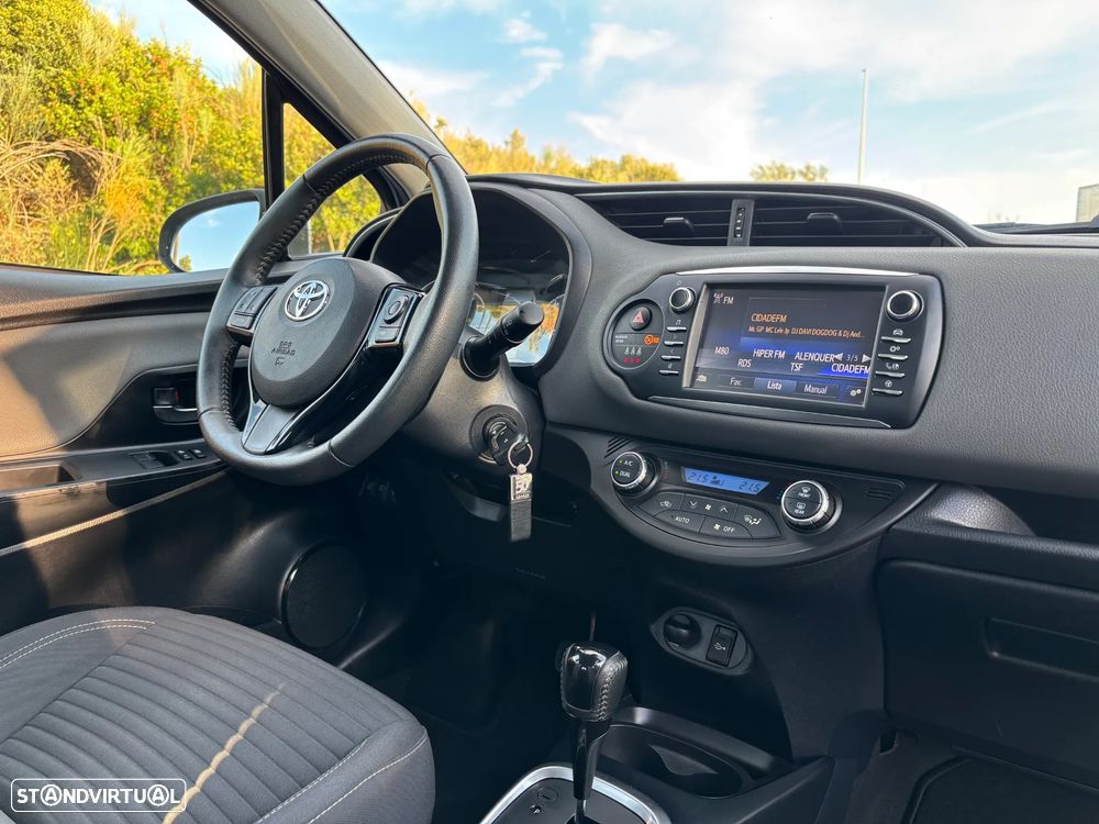Toyota Yaris 1.5 HSD Sport+P.Techno - 26
