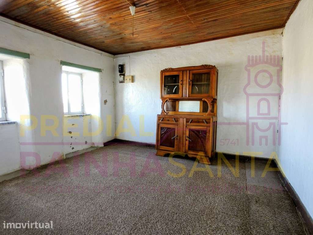 Moradia com pátio, telheiro e 1500 m2 de terreno -15km de Coimbra - Grande imagem: 4/16