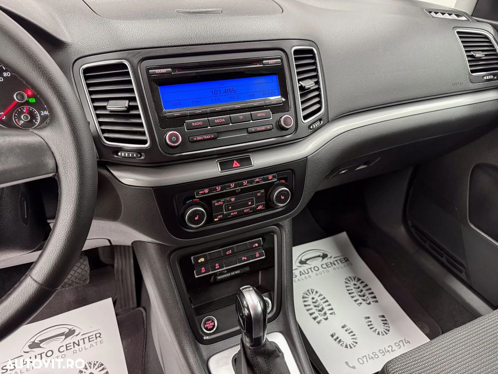 Volkswagen Sharan 2.0 TDI DSG Blue Motion Comfortline - 28