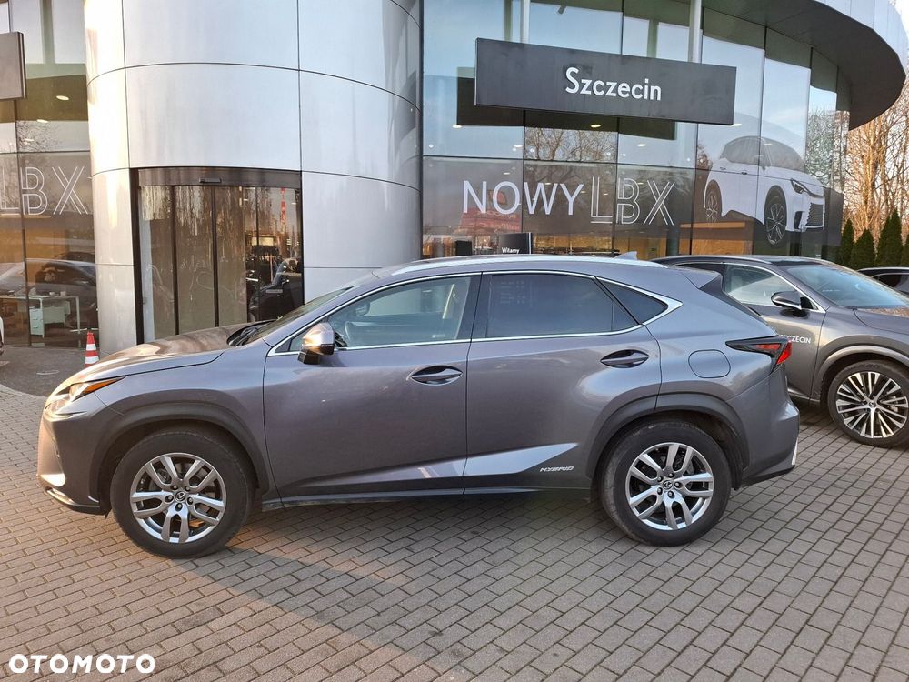 Lexus NX 300h Comfort AWD - 2