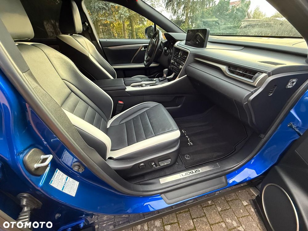 Lexus RX 300 F Sport - 24