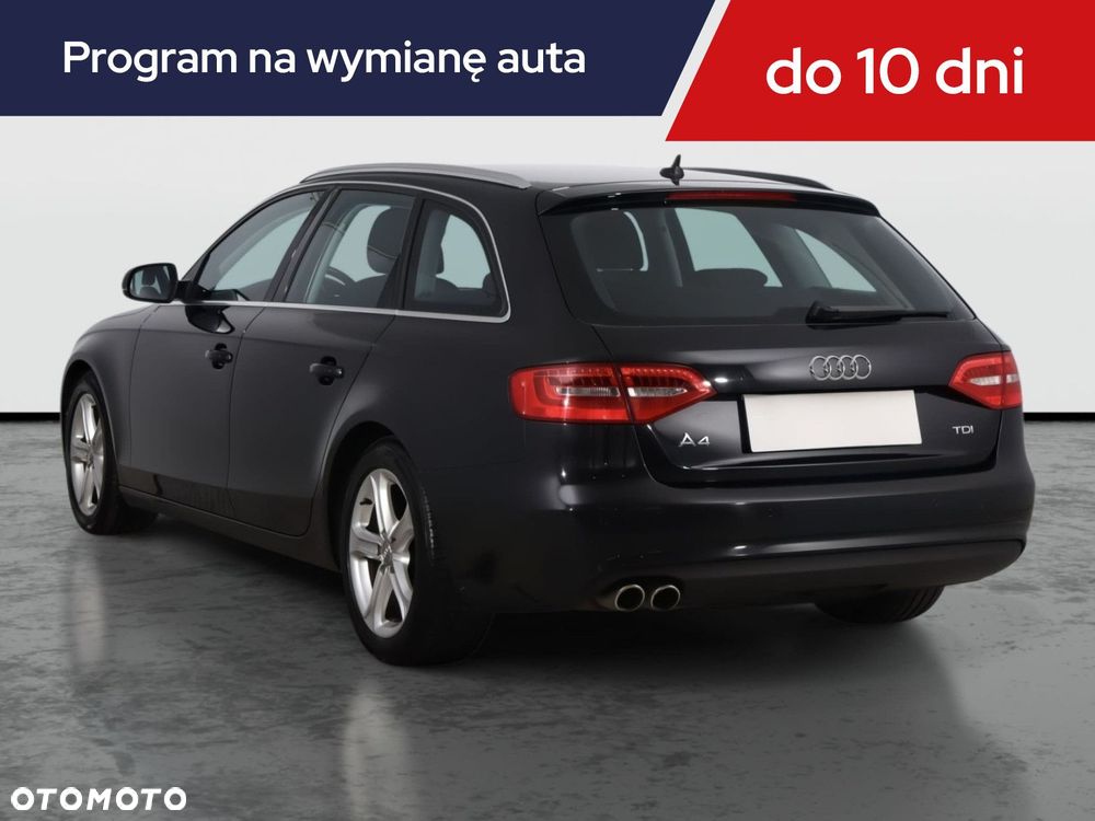Audi A4 Limousine - 6