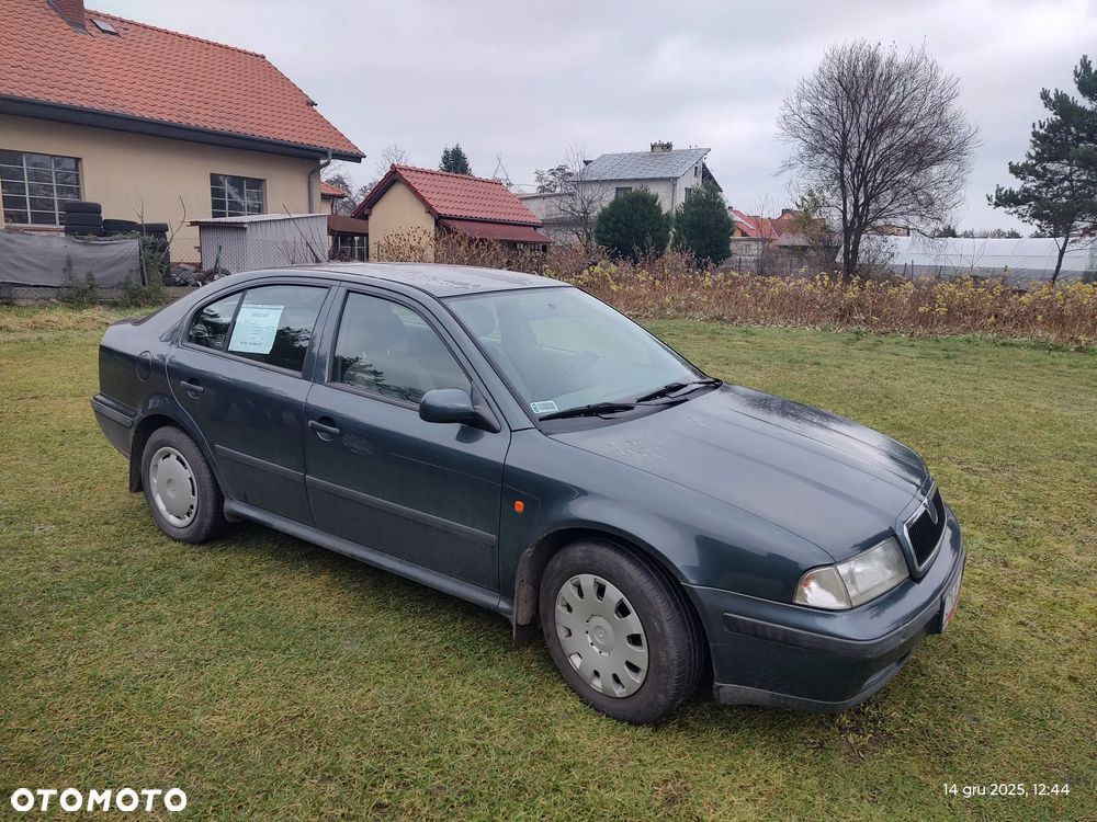 Skoda Octavia 1.6 LX - 15