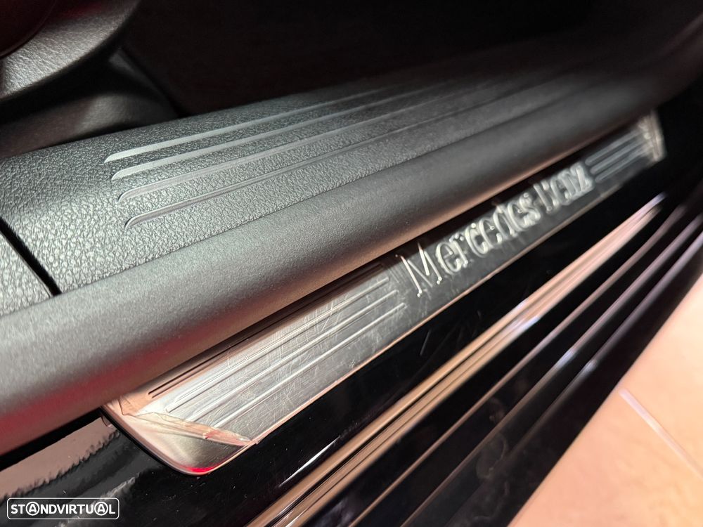 Mercedes-Benz CLA 200 d Shooting Brake 8G-DCT - 16