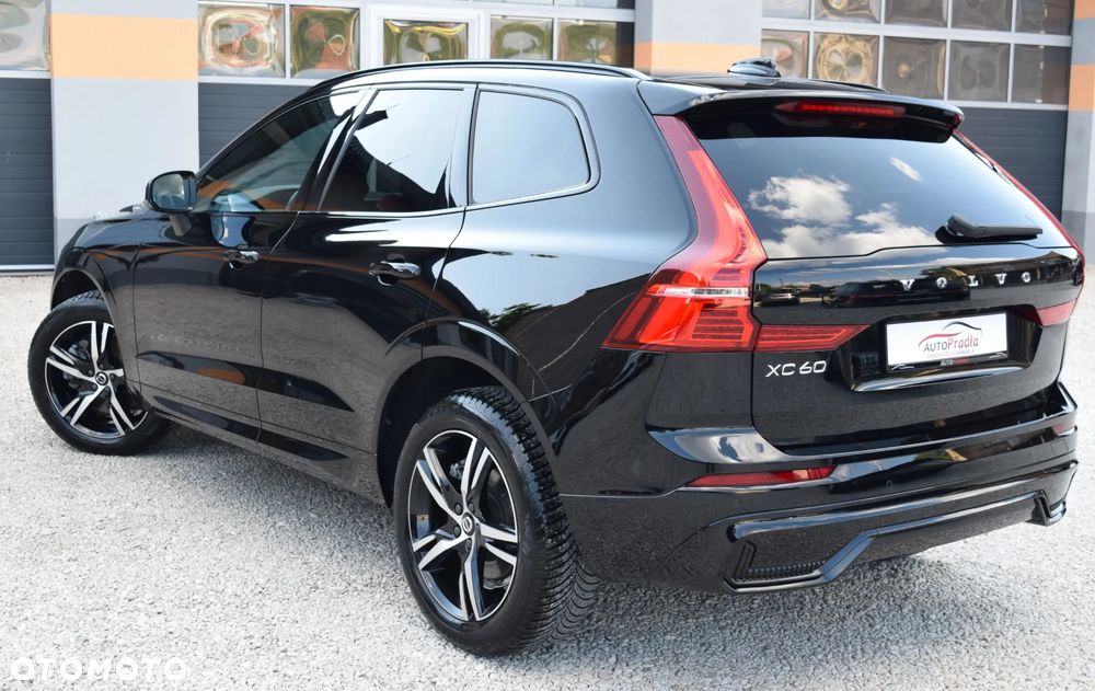 Volvo XC 60 B4 D AWD R-Design - 9