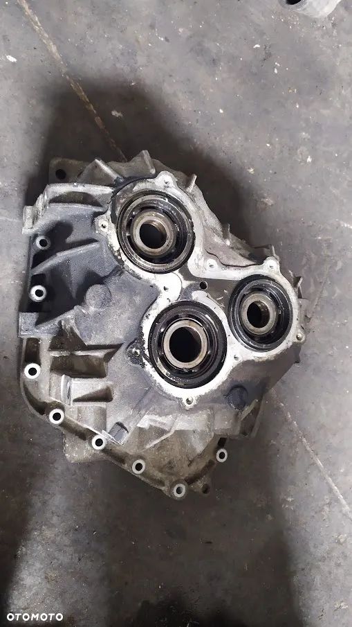 Obudowa skrzyni biegów 2,3 3,0 m40 Ducato Boxer