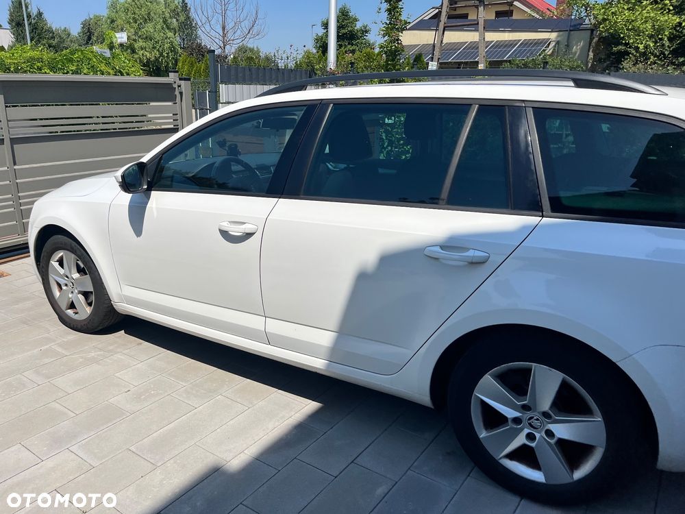 Skoda Octavia 1.6 TDI Elegance DSG - 12