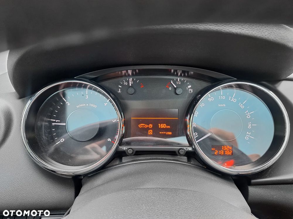 Peugeot 3008 HDi 115 Allure - 10