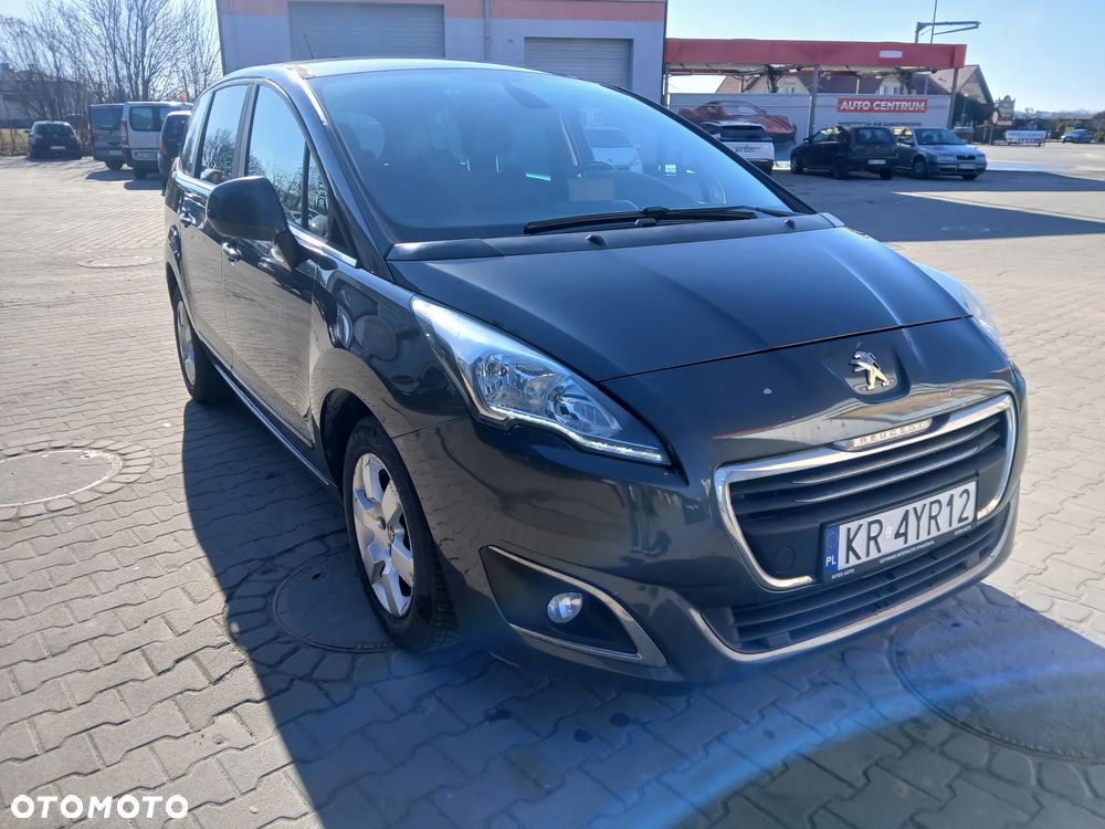 Peugeot 5008 - 1