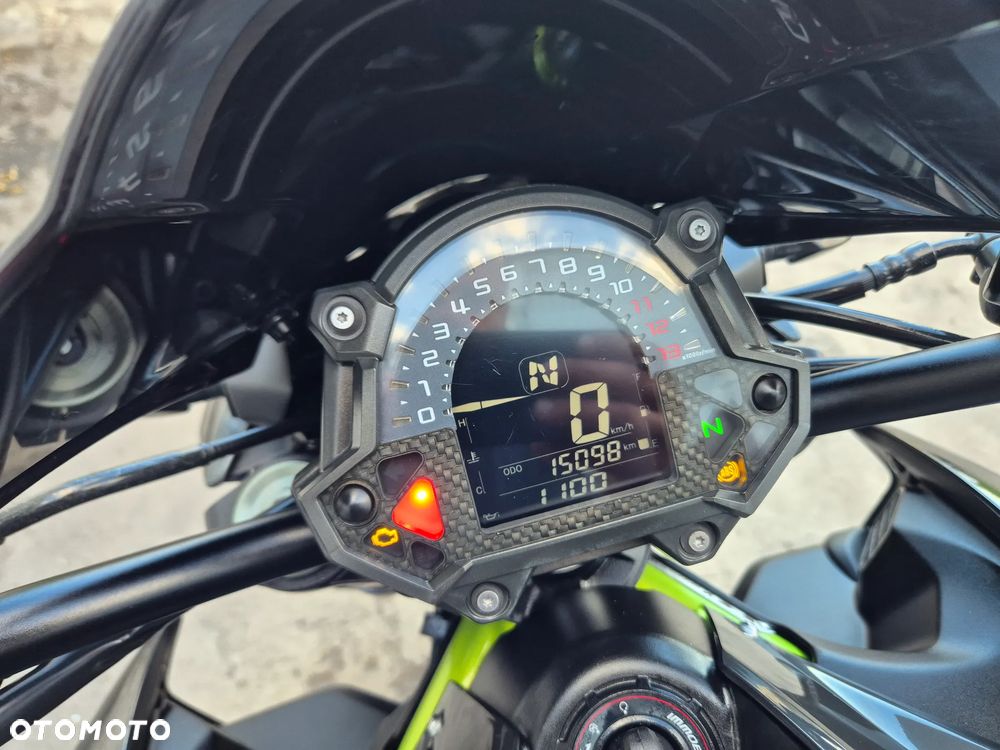 Kawasaki Z 900 - 16
