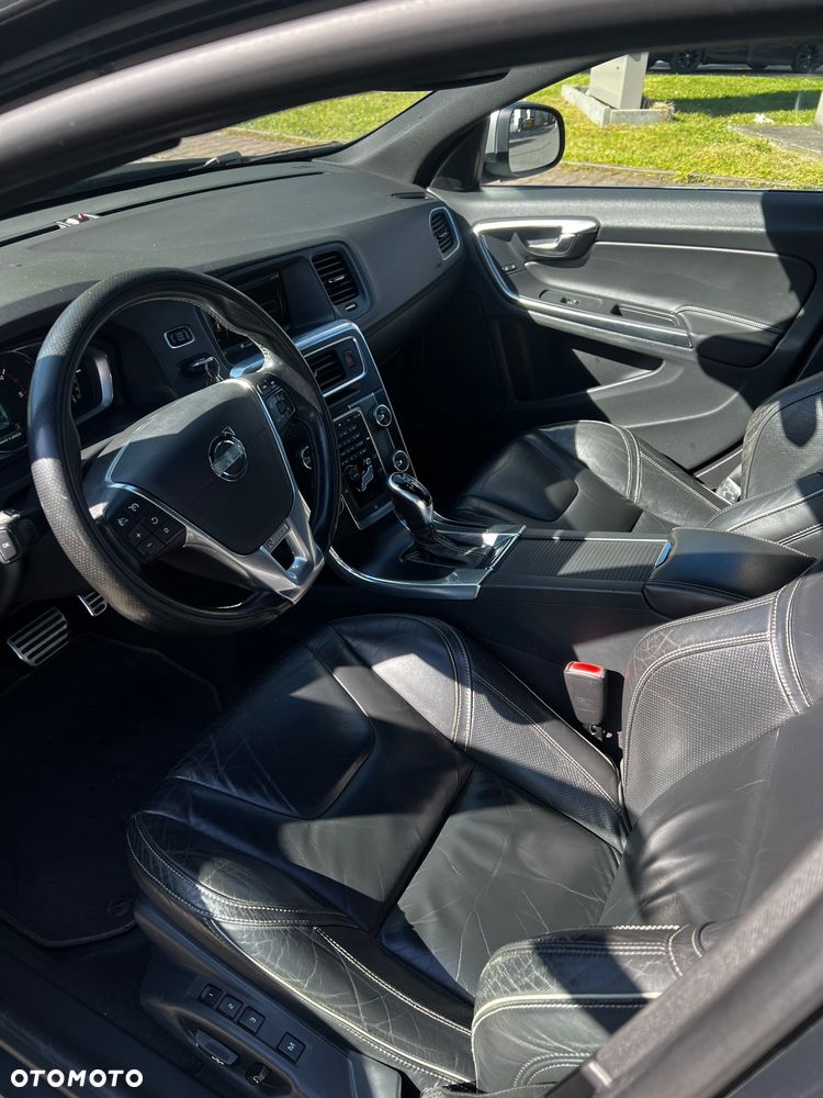 Volvo V60 - 14