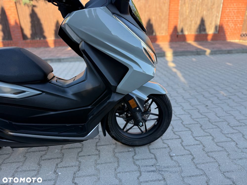 Honda NSS - 9
