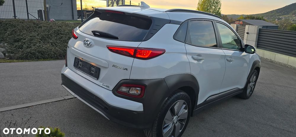 Hyundai Kona Premium - 15
