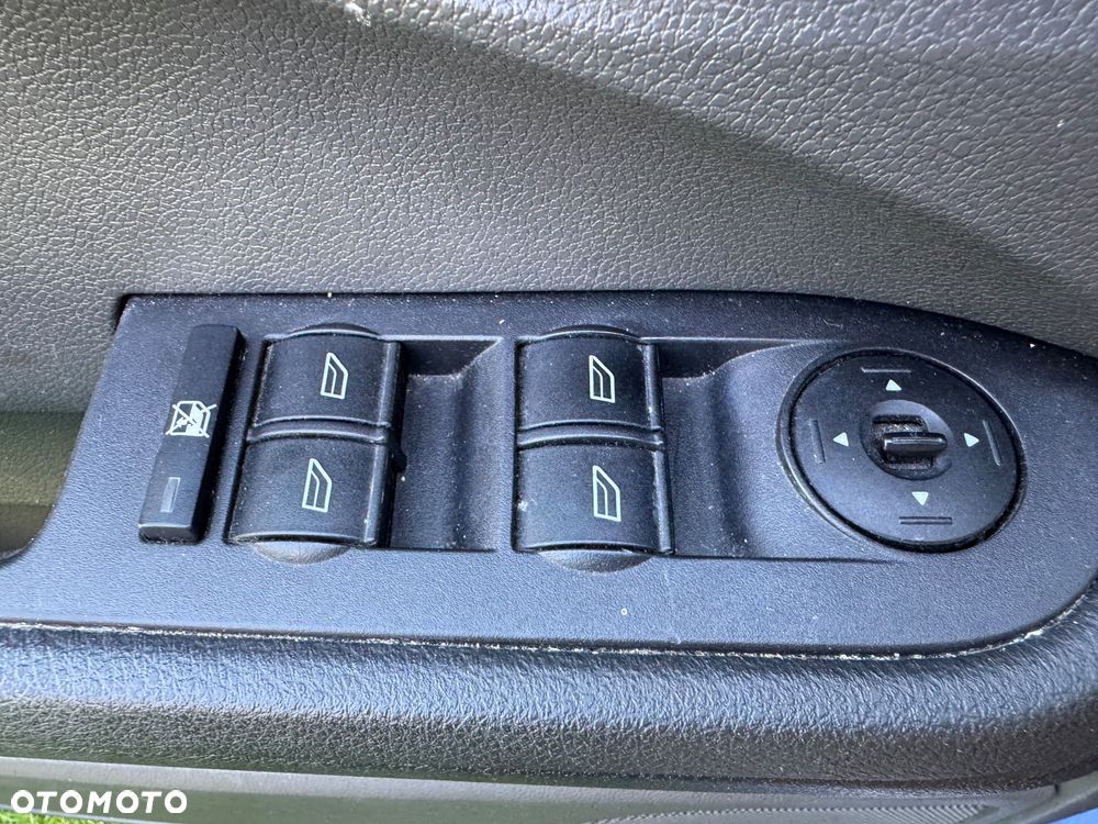 Ford Focus C-Max 1.6 TDCi DPF Ghia - 20