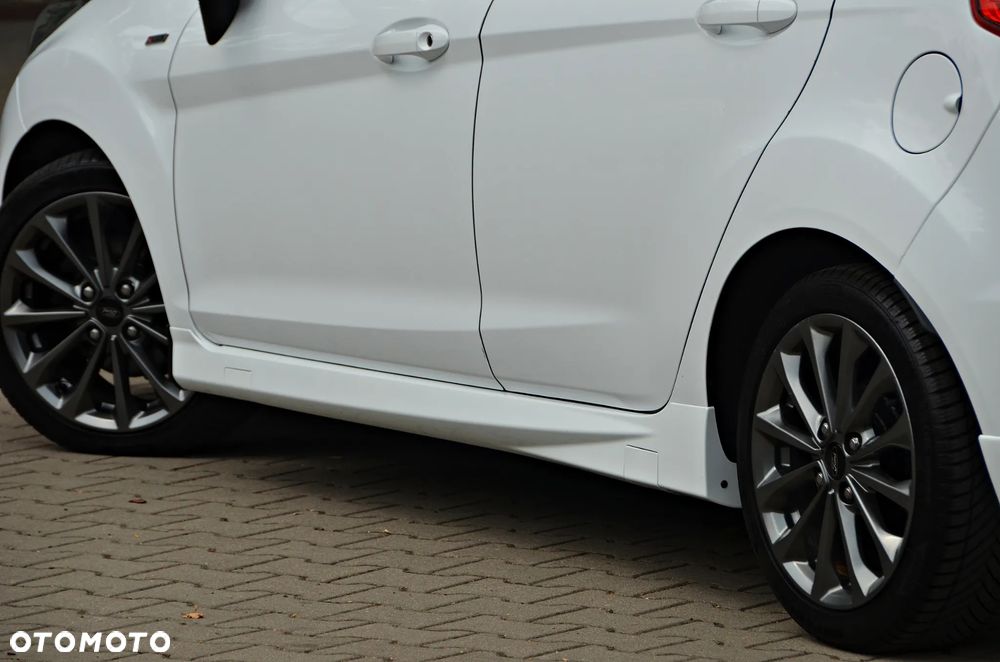 Ford Fiesta 1.5 TDCi ST&St Titanium - 20